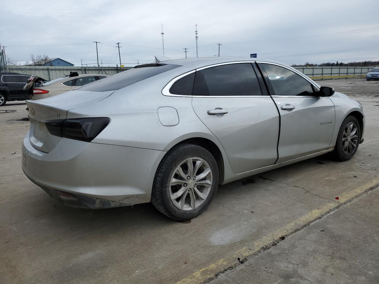 2019 Chevrolet Malibu - Image 3