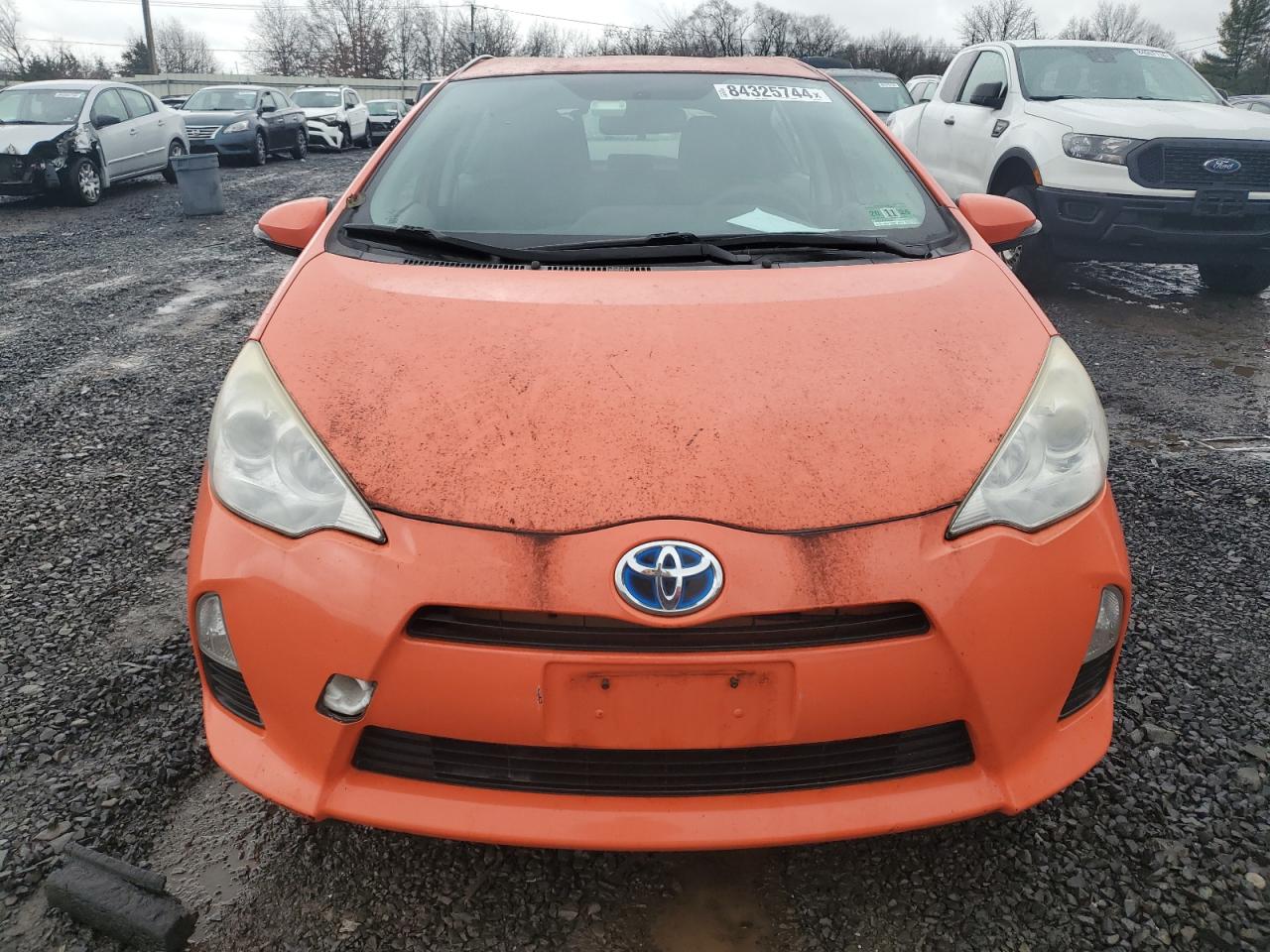 VIN JTDKDTB3XD1050927 2013 TOYOTA PRIUS no.5