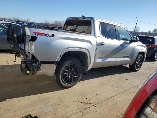  TOYOTA TUNDRA 2023 Srebrny