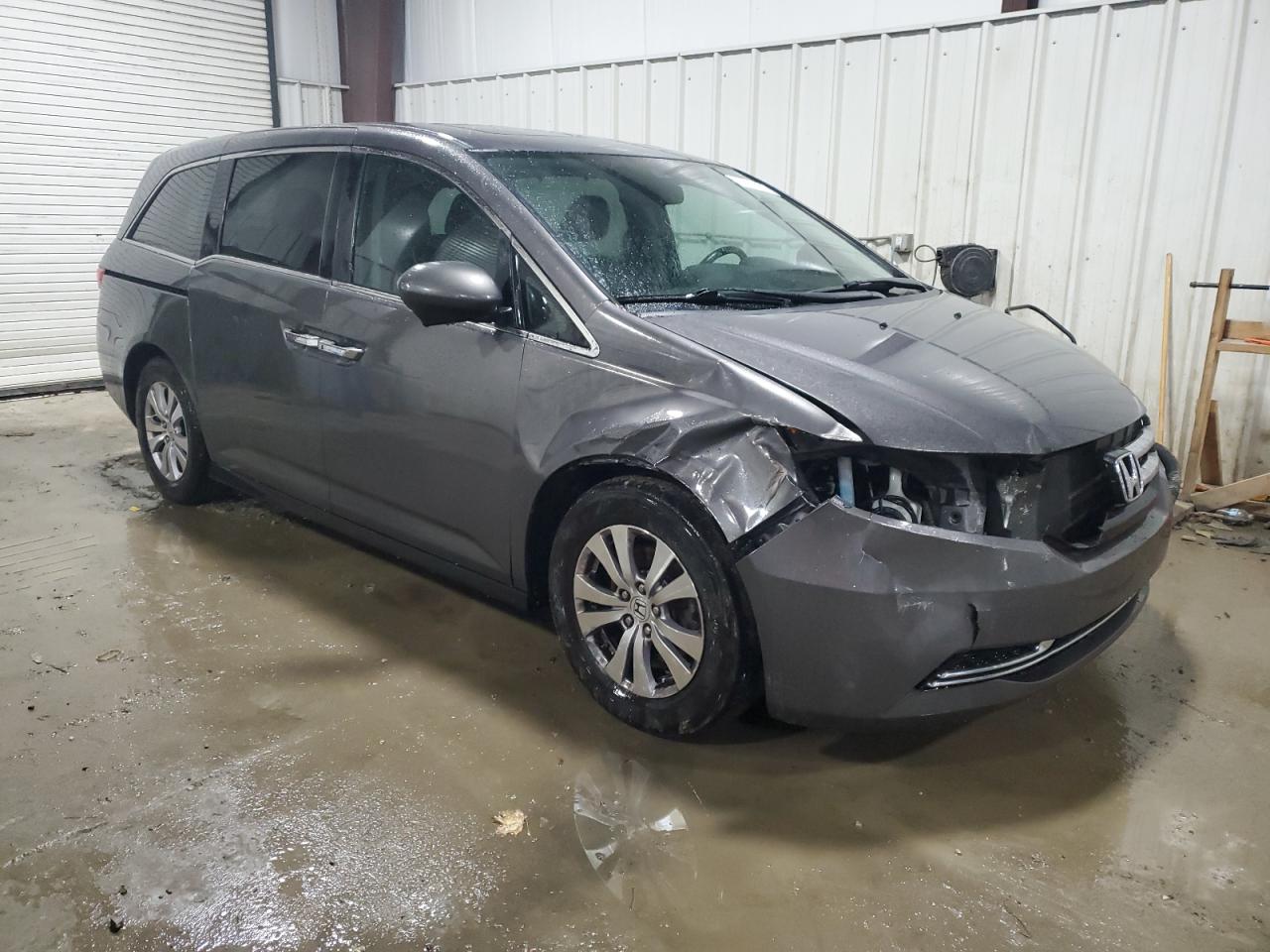 2016 Honda Odyssey - Image 4