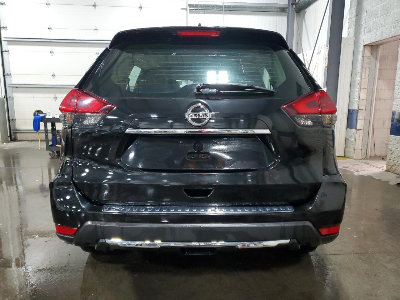2018 Nissan Rogue - Image 6