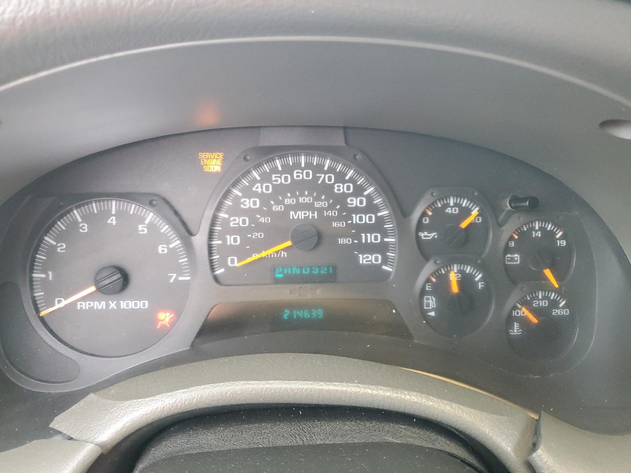 2004 Chevrolet TrailBlazer - Image 9