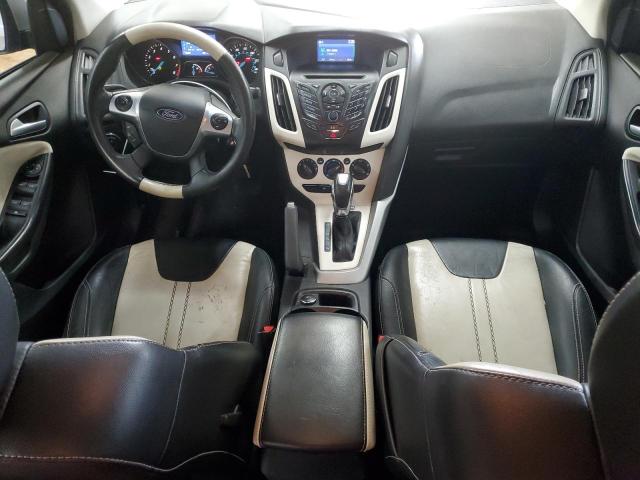 Sedans FORD FOCUS 2014 Silver