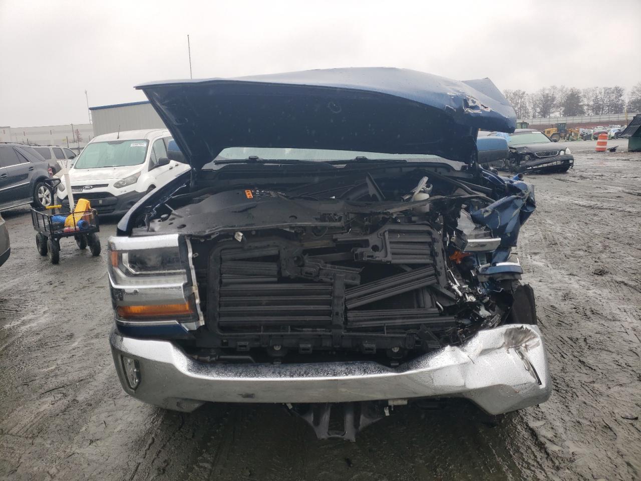 2017 Chevrolet Silverado - Image 5