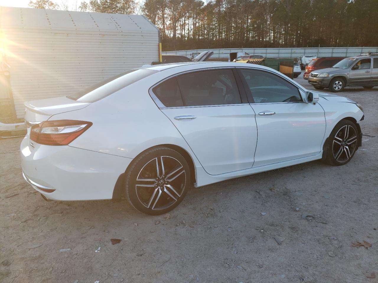 2016 Honda Accord - Image 3