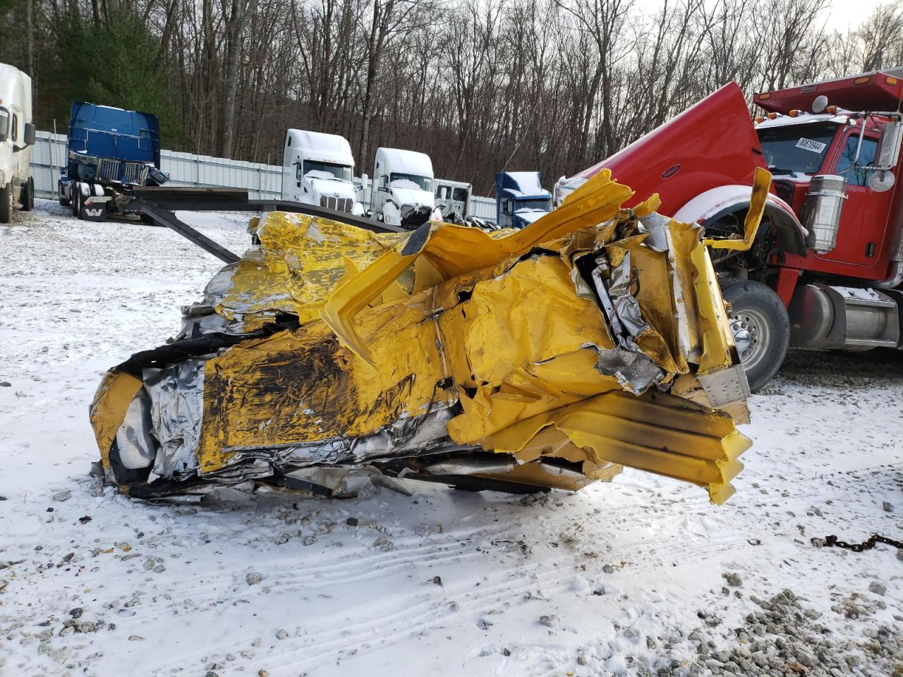 2005 Isuzu Ftr VIN: 4GTM8F1385F700860 Lot: 85723504