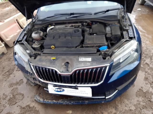 2016 SKODA SUPERB SE