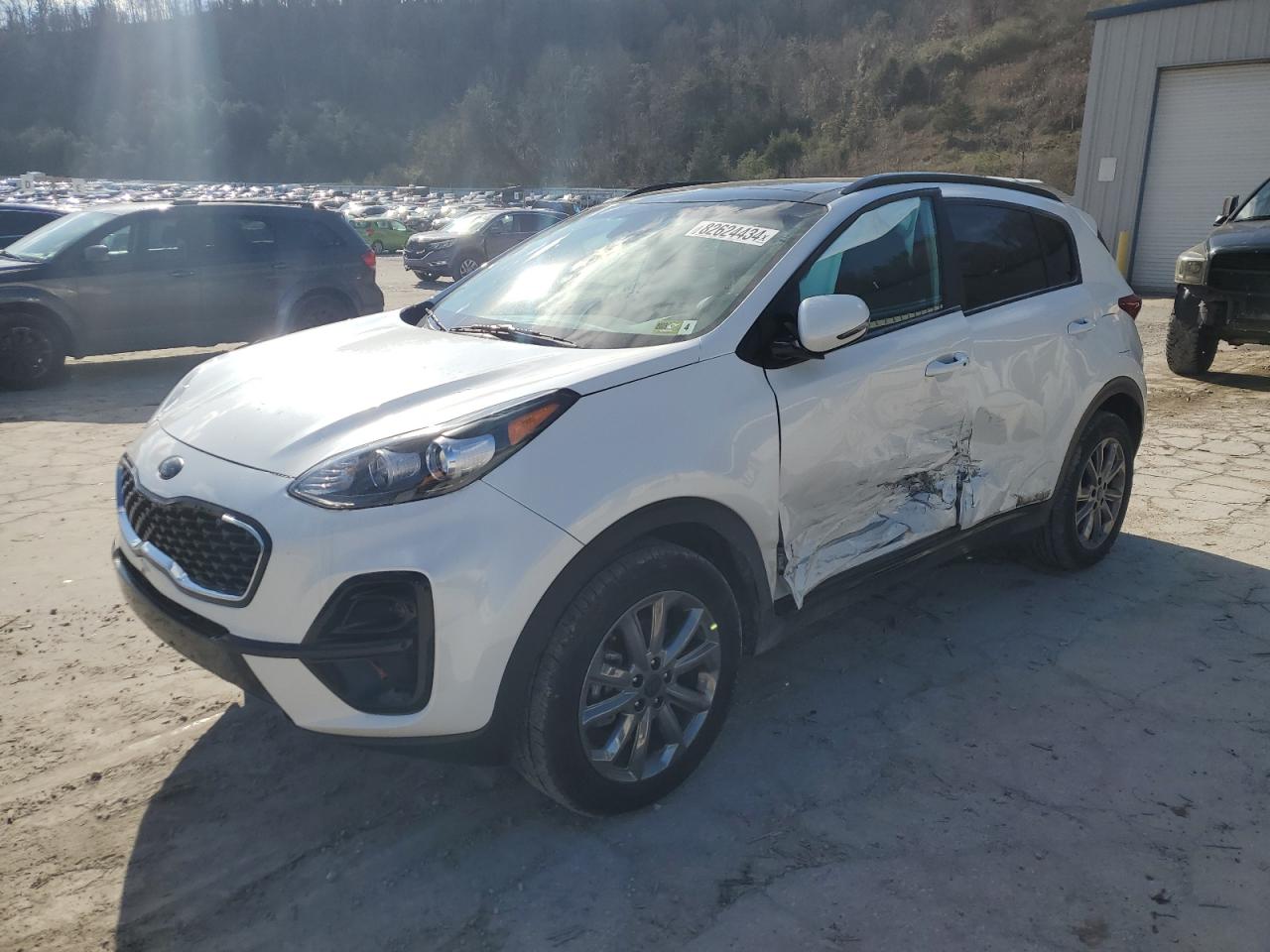 2022 Kia Sportage - Image 1