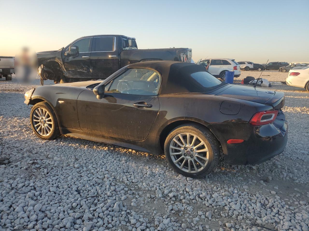 2017 Fiat 124 Spider Classica VIN: JC1NFAEK5H0106909 Lot: 83357544