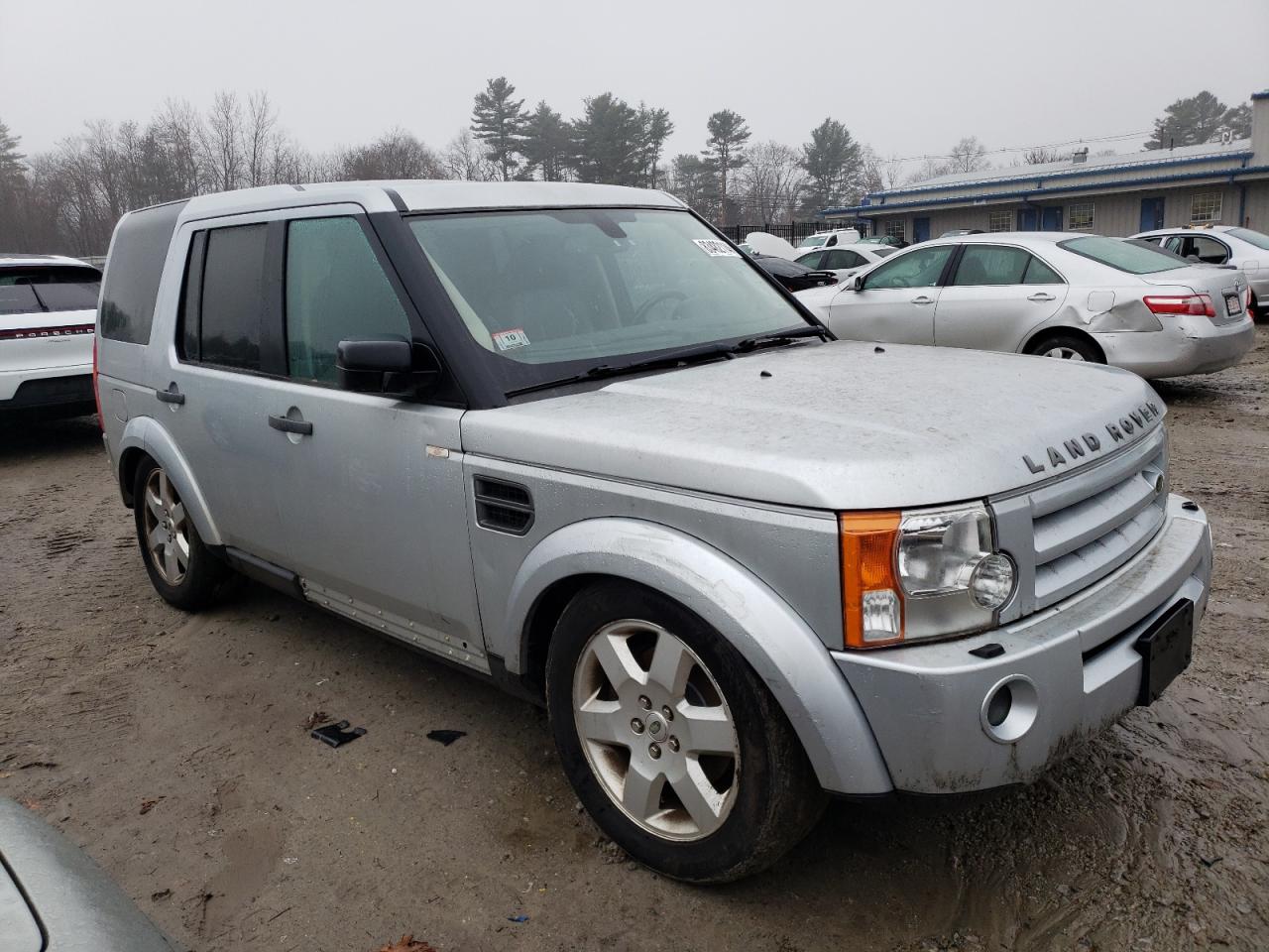 2009 Land Rover LR3 - Image 4