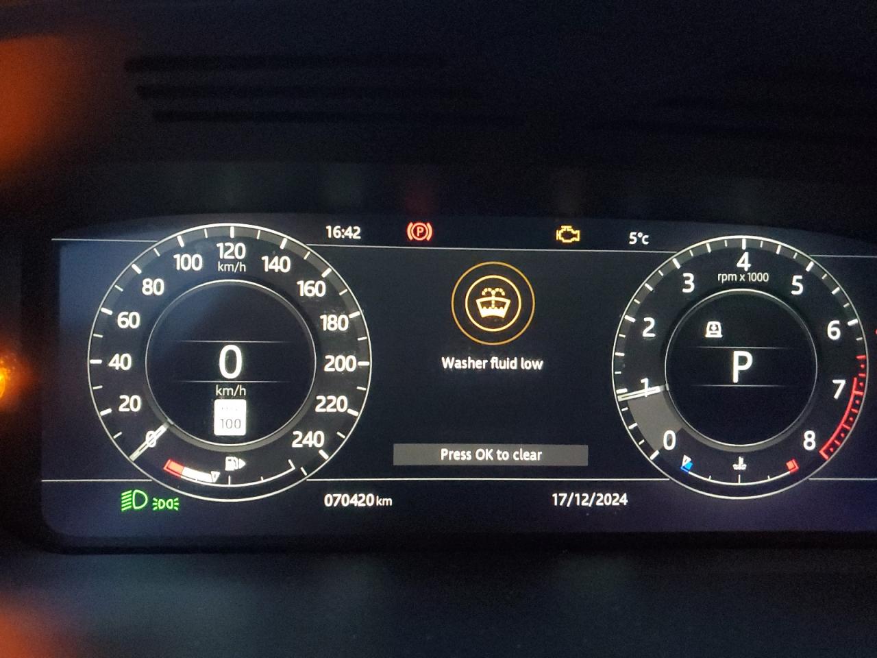 2018 Land Rover Range Rover - Image 9