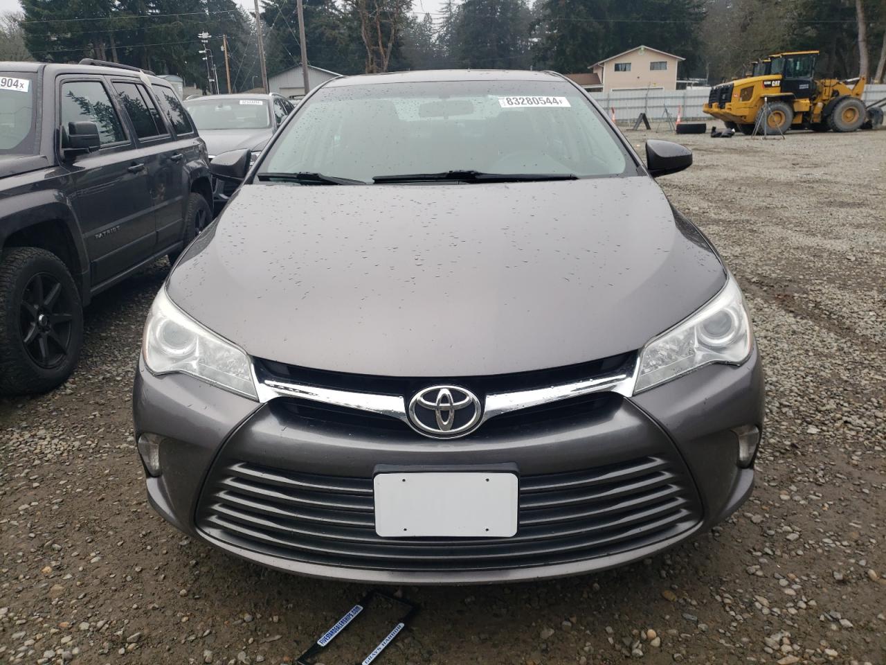 2016 Toyota Camry - Image 5