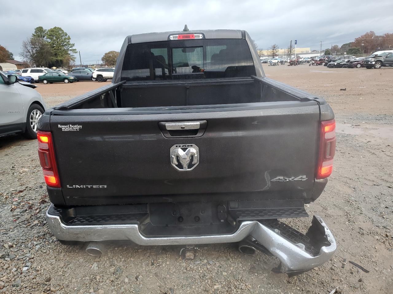 2019 RAM 1500 - Image 6