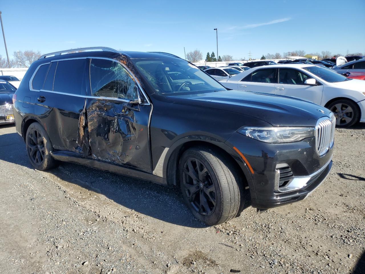 2021 BMW X7 - Image 4