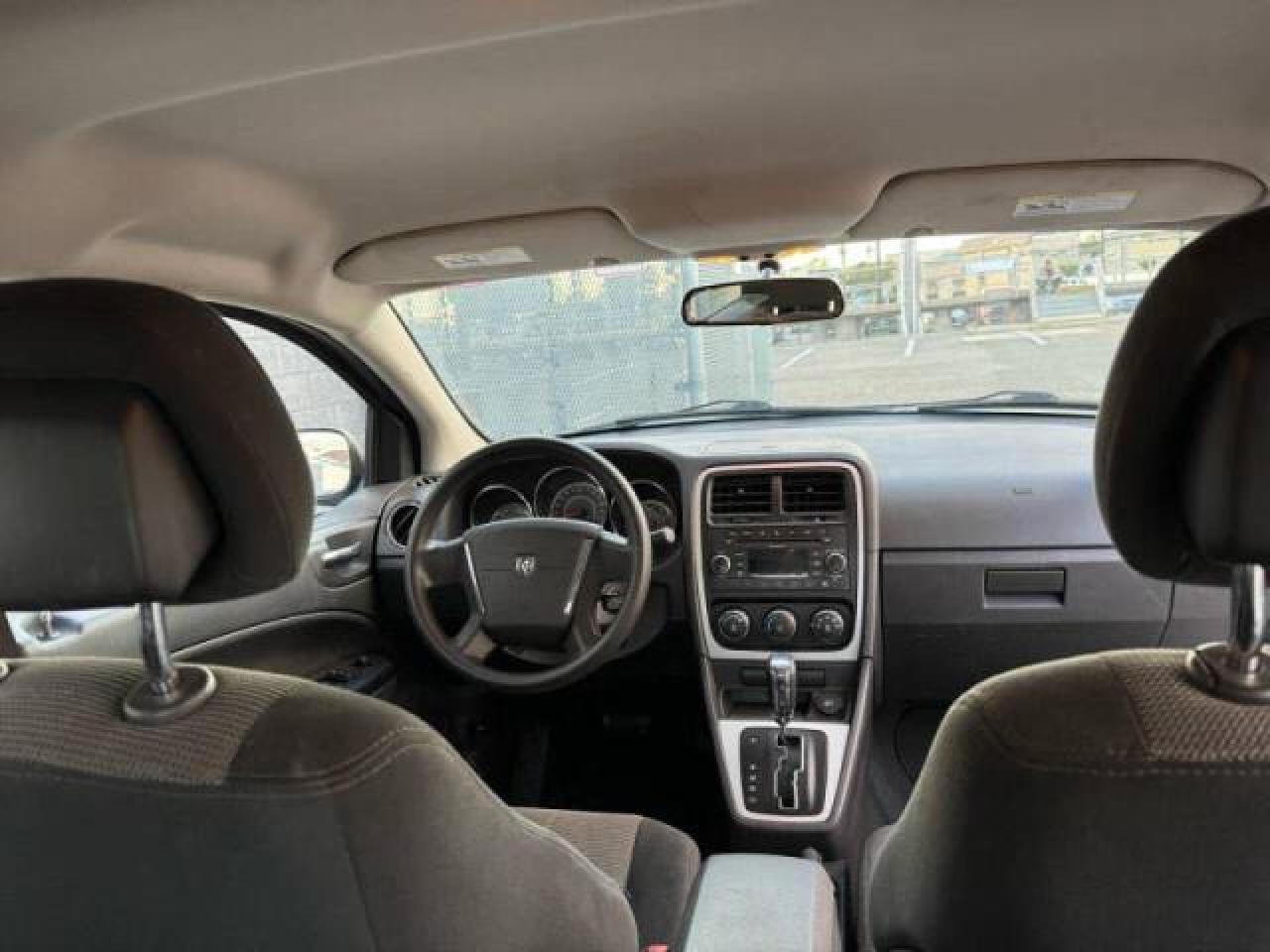 2010 Dodge Caliber - Image 9