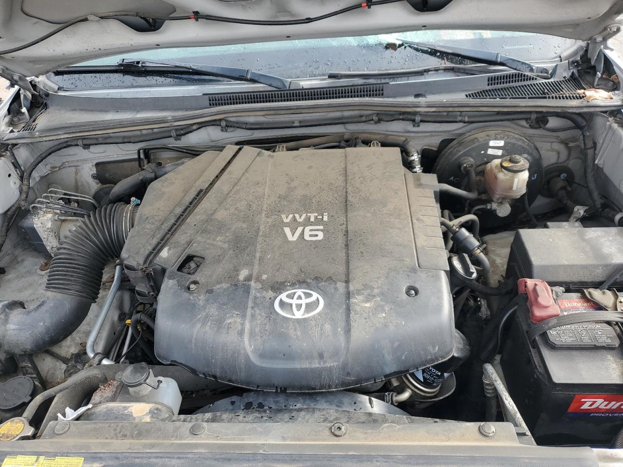 2010 Toyota Tacoma - Image 11