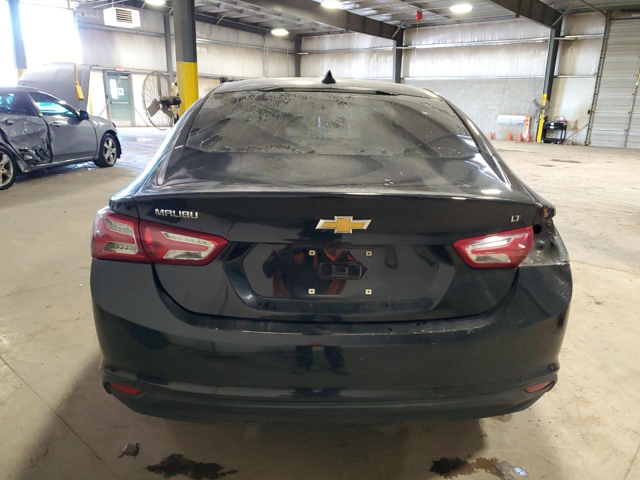 2021 Chevrolet Malibu - Image 6