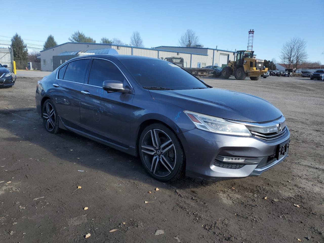 VIN 1HGCR3F99GA005083 2016 HONDA ACCORD no.4