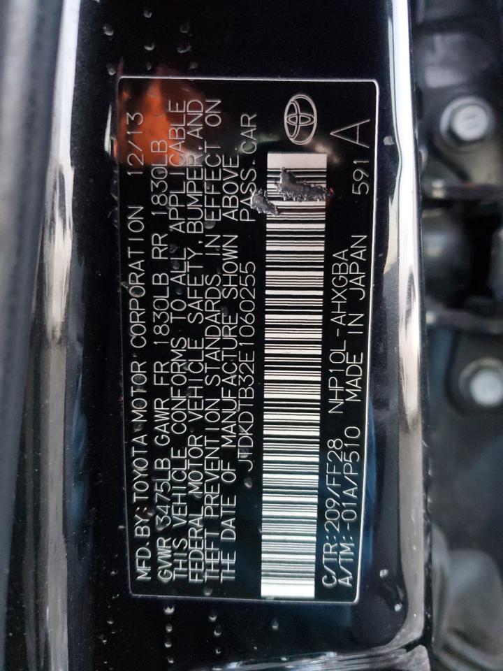 2014 Toyota Prius - Image 12