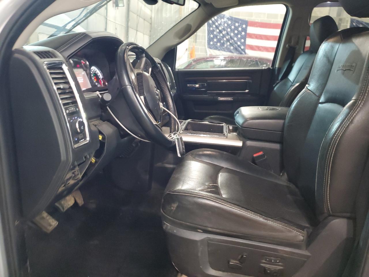 2015 Ram 1500 Laramie VIN: 1C6RR7VT6FS637228 Lot: 83196794