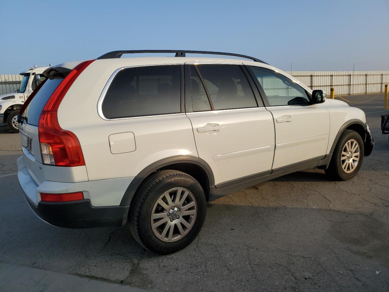 2008 Volvo XC90 - Image 3