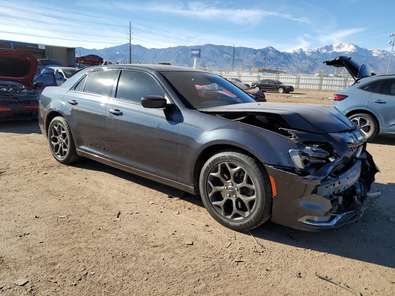 2017 Chrysler 300 - Image 4