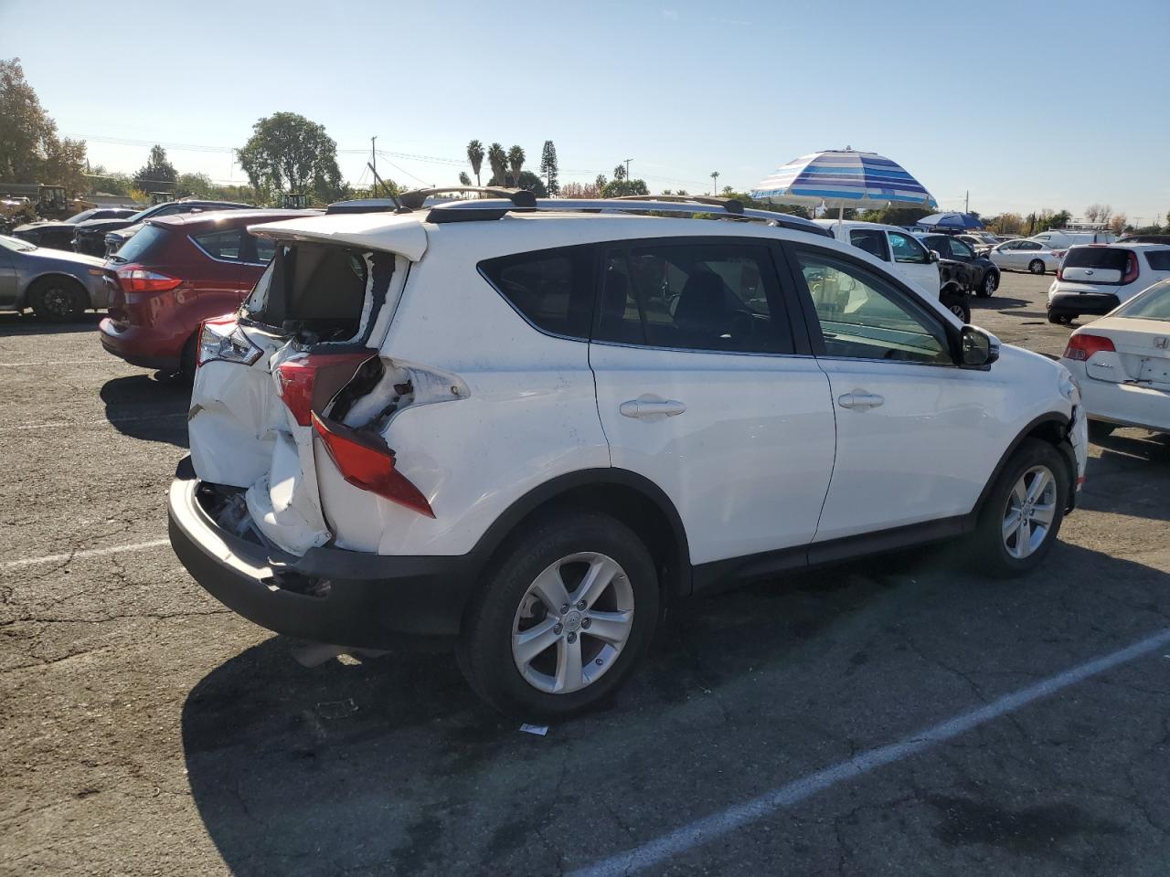 VIN JTMWFREV0DD007515 2013 TOYOTA RAV4 no.3