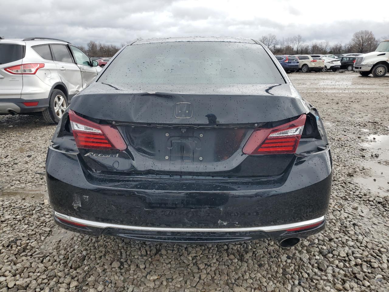 VIN 1HGCR2F31HA212381 2017 HONDA ACCORD no.6