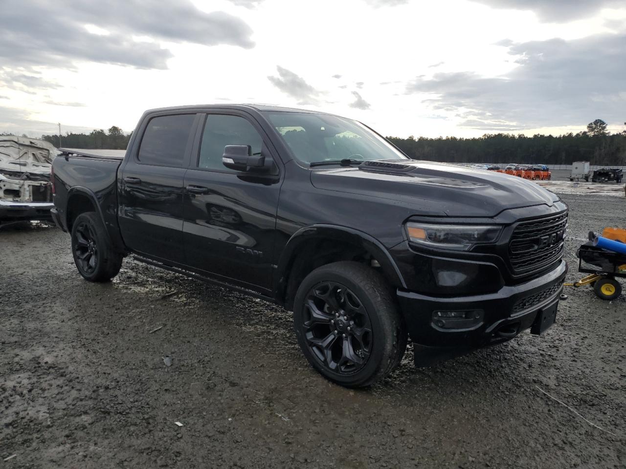 2020 RAM 1500 - Image 4