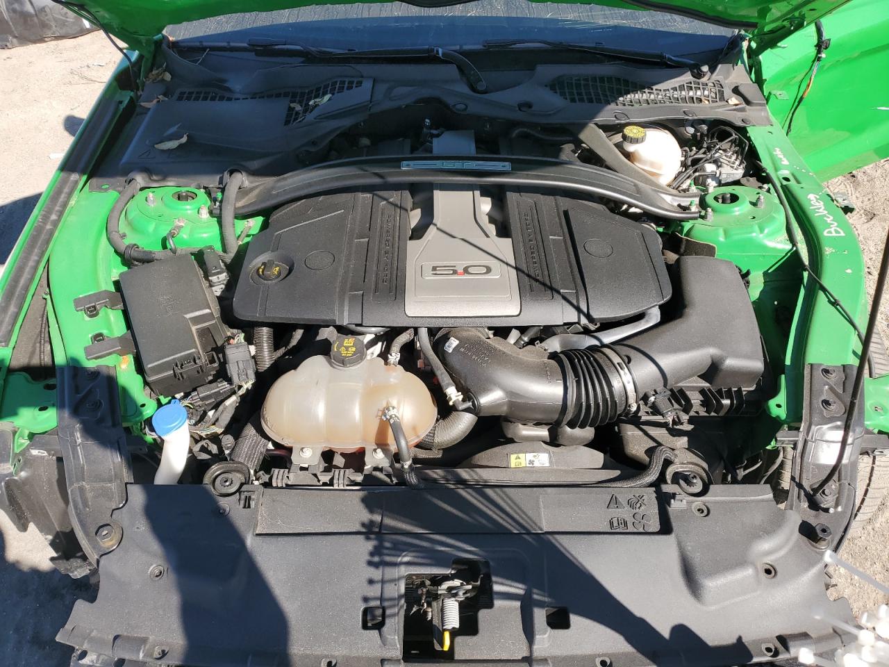 2019 Ford Mustang - Image 11