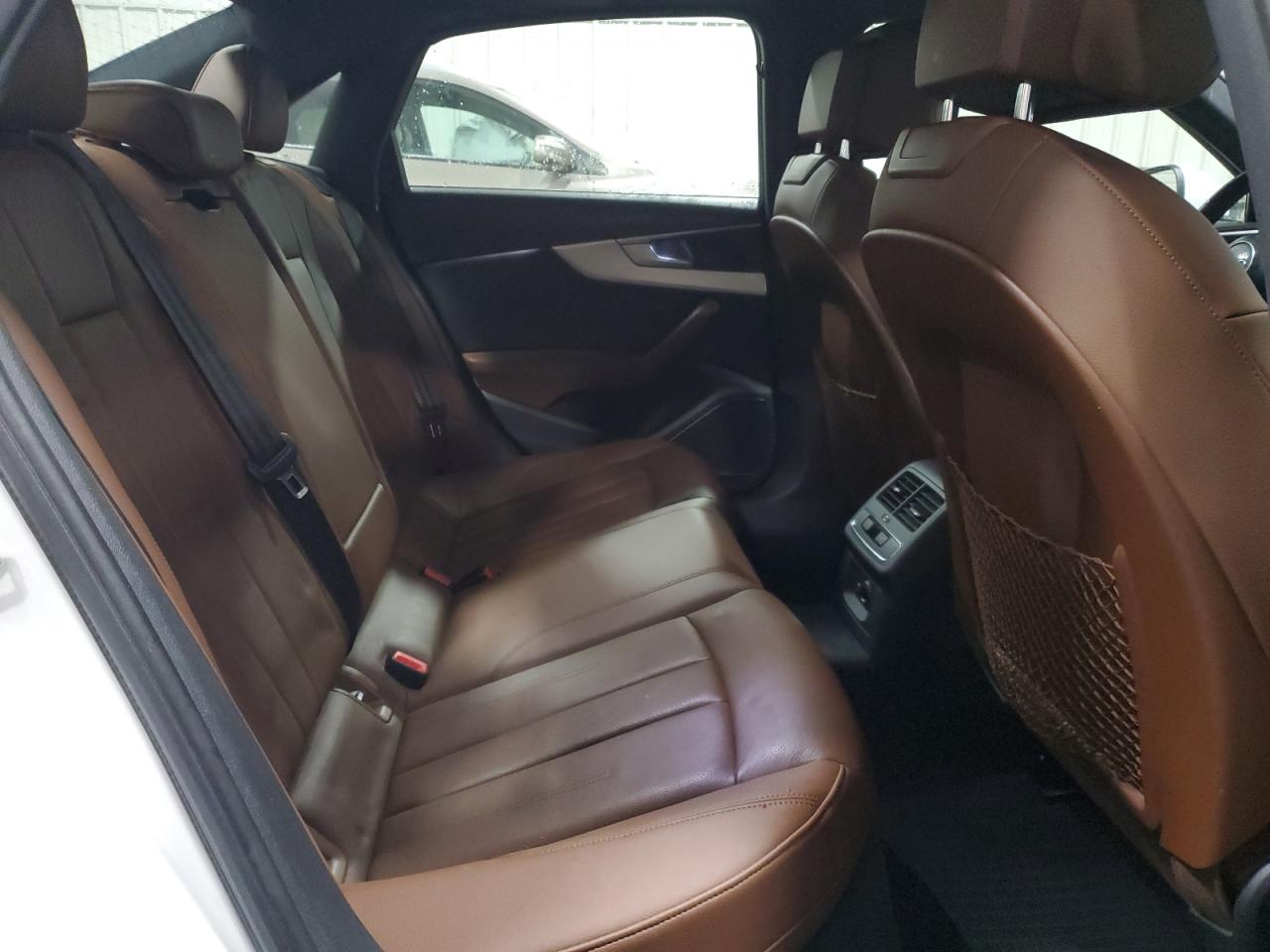 2017 Audi A4 - Image 10