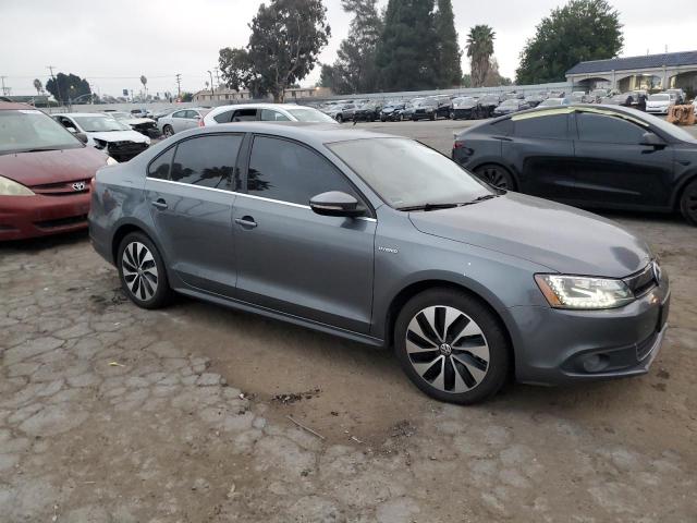 Sedans VOLKSWAGEN JETTA 2014 Szary