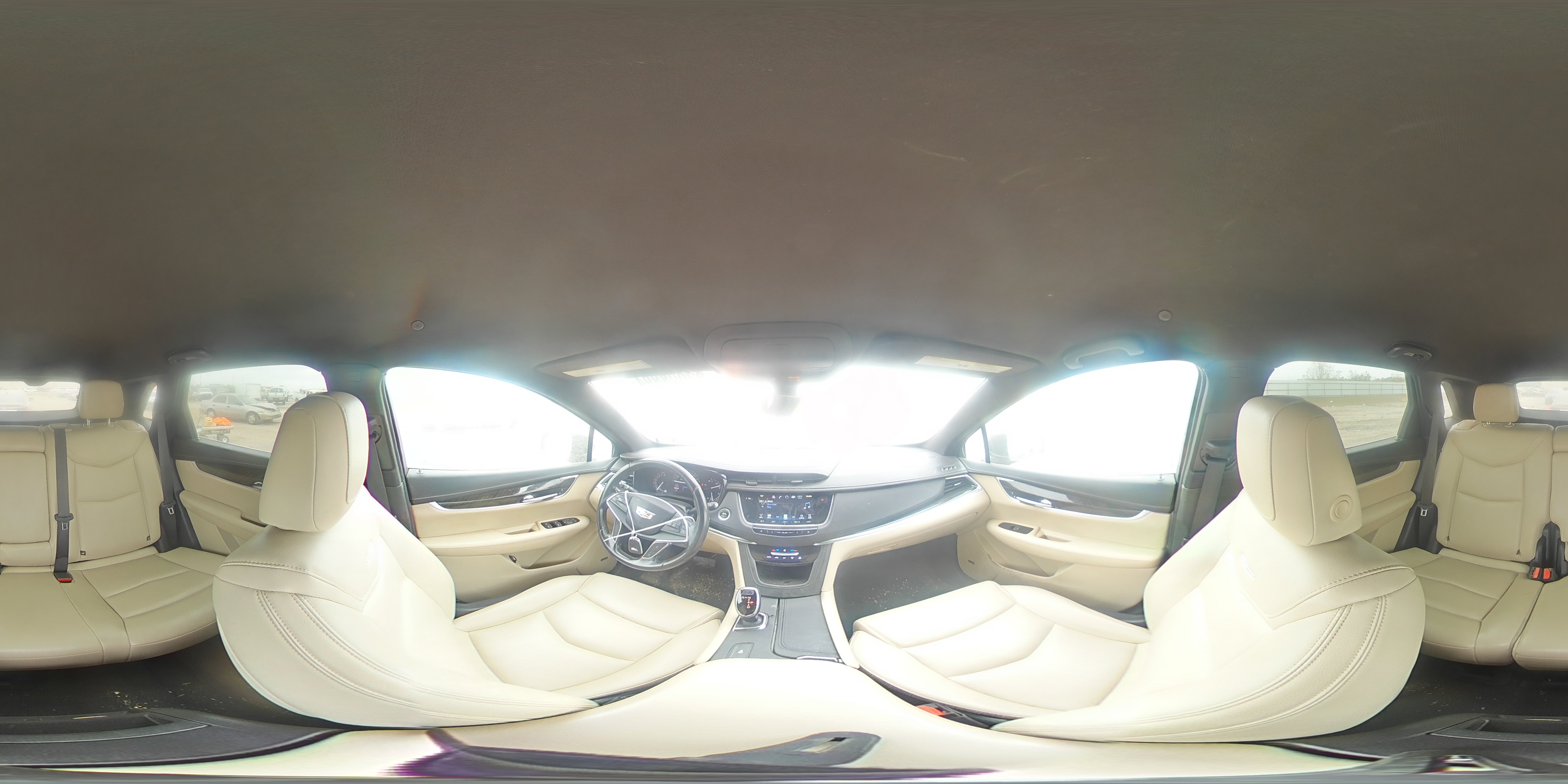 2018 Cadillac XT5 - Image 13