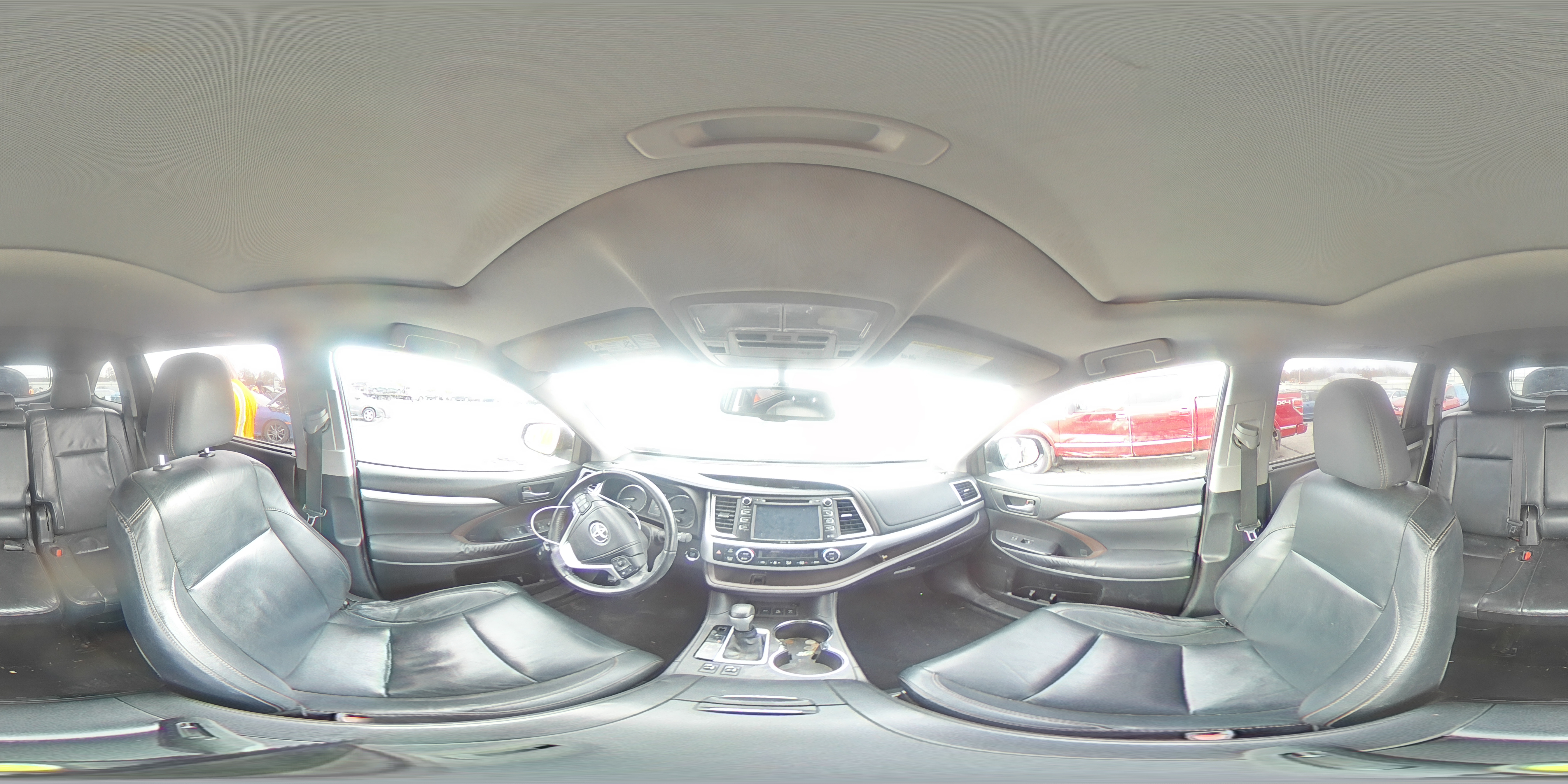 2014 Toyota Highlander - Image 14