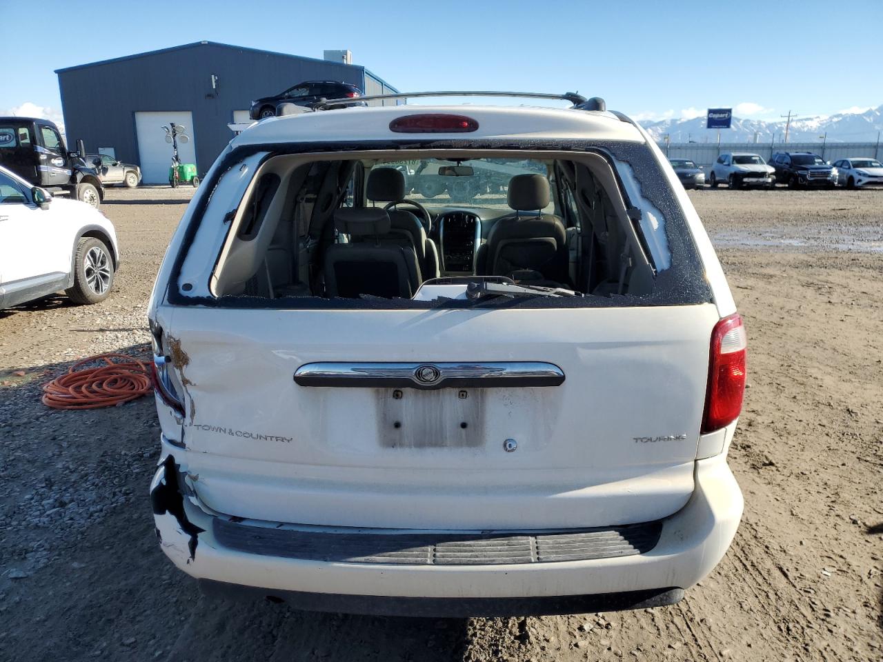2005 Chrysler Town & Country Touring VIN: 2C4GP54LX5R196988 Lot: 87236994