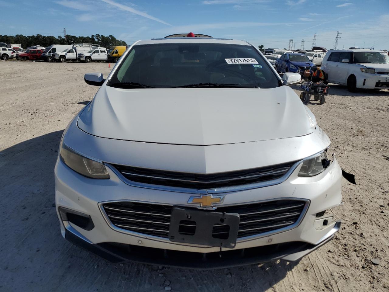 2017 Chevrolet Malibu - Image 5