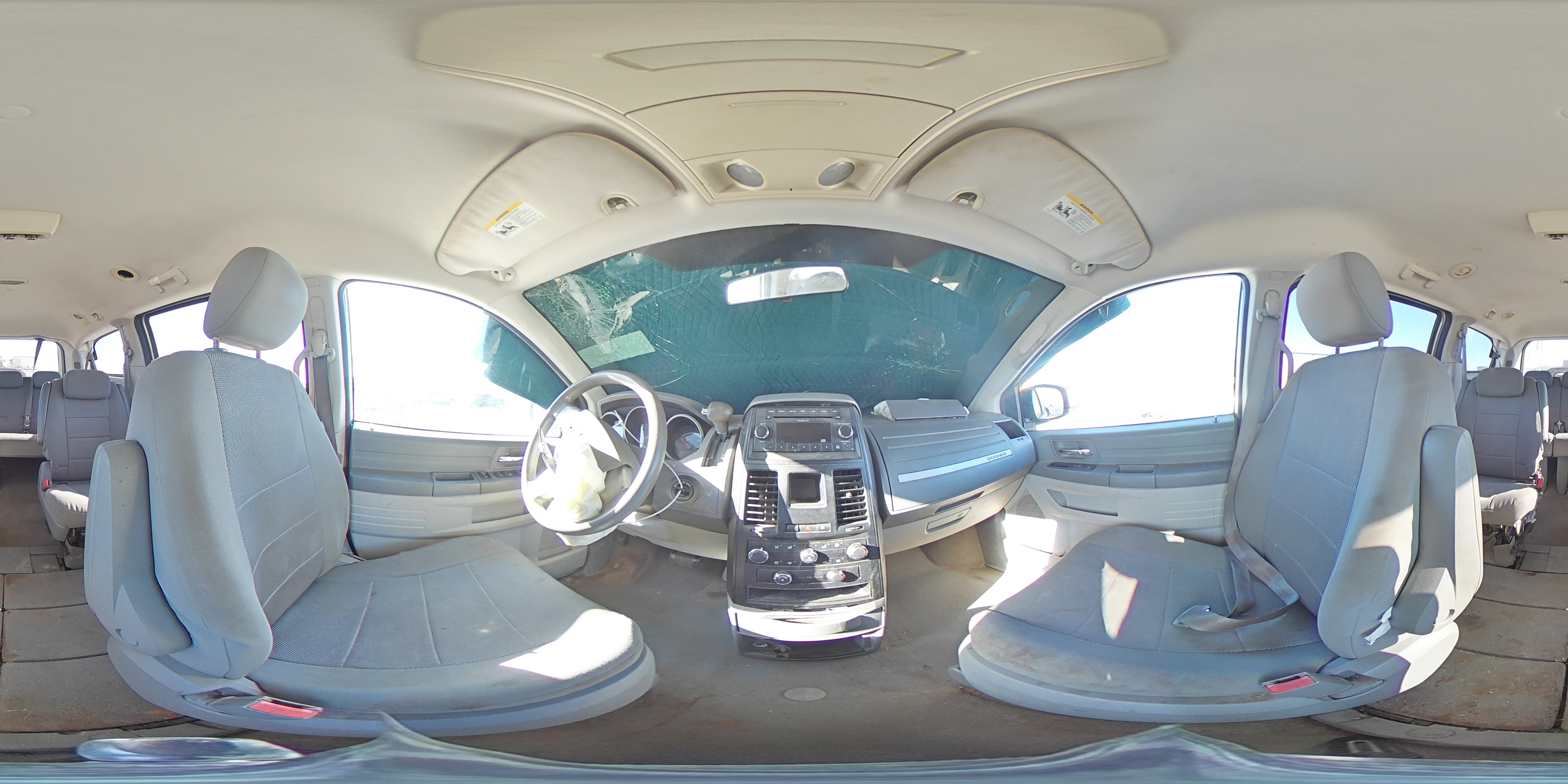 2009 Dodge Caravan - Image 14