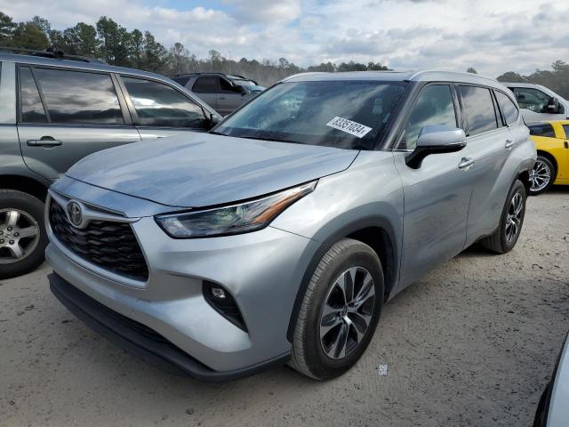  TOYOTA HIGHLANDER 2022 Серебристый