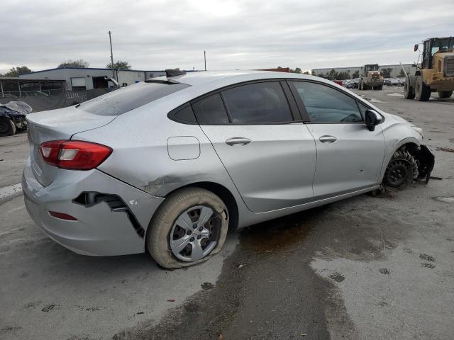  CHEVROLET CRUZE 2018 Srebrny