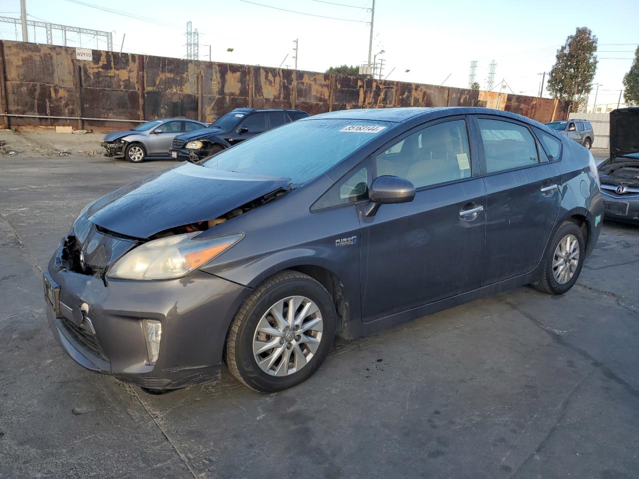 VIN JTDKN3DP1E3053900 2014 TOYOTA PRIUS no.1