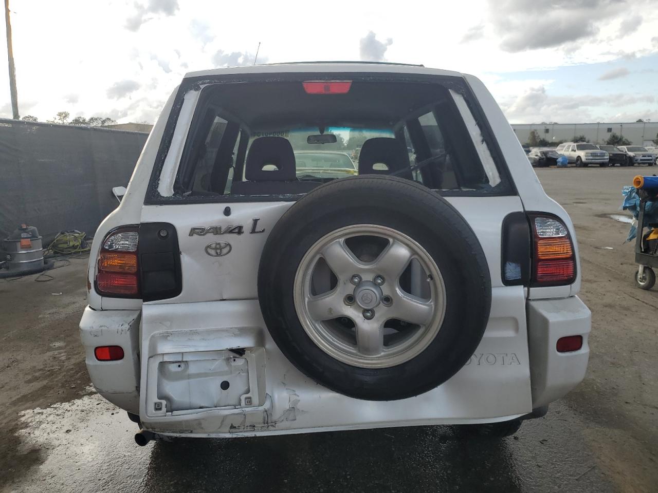 2000 Toyota RAV 4 - Image 6
