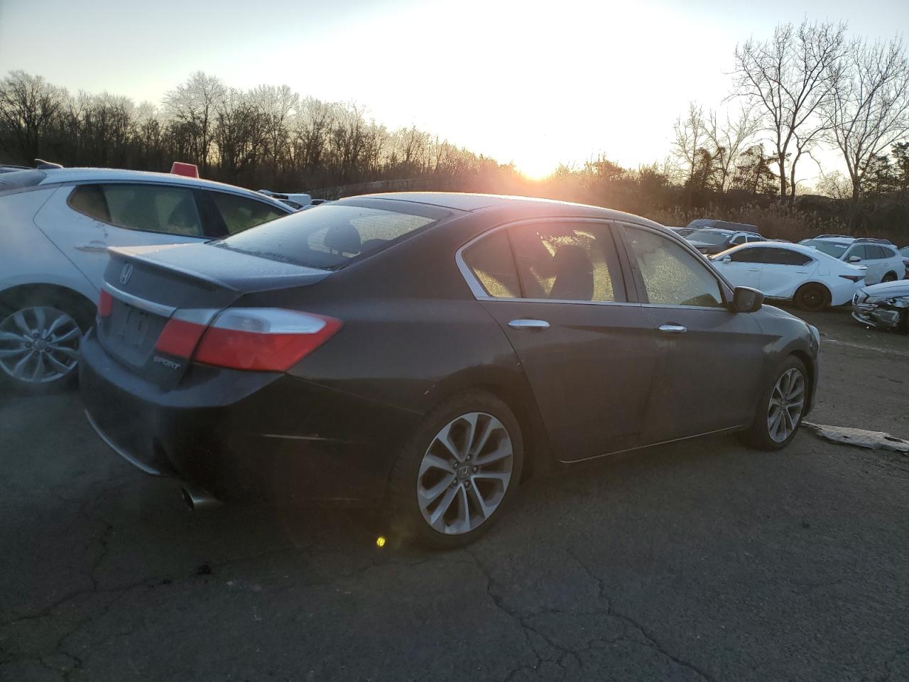 VIN 1HGCR2E53FA100701 2015 HONDA ACCORD no.3