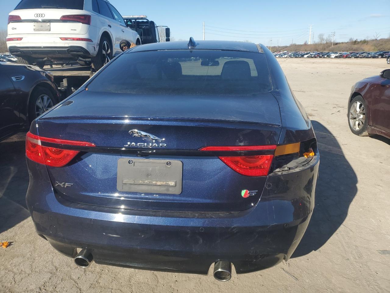 2017 Jaguar XF - Image 6