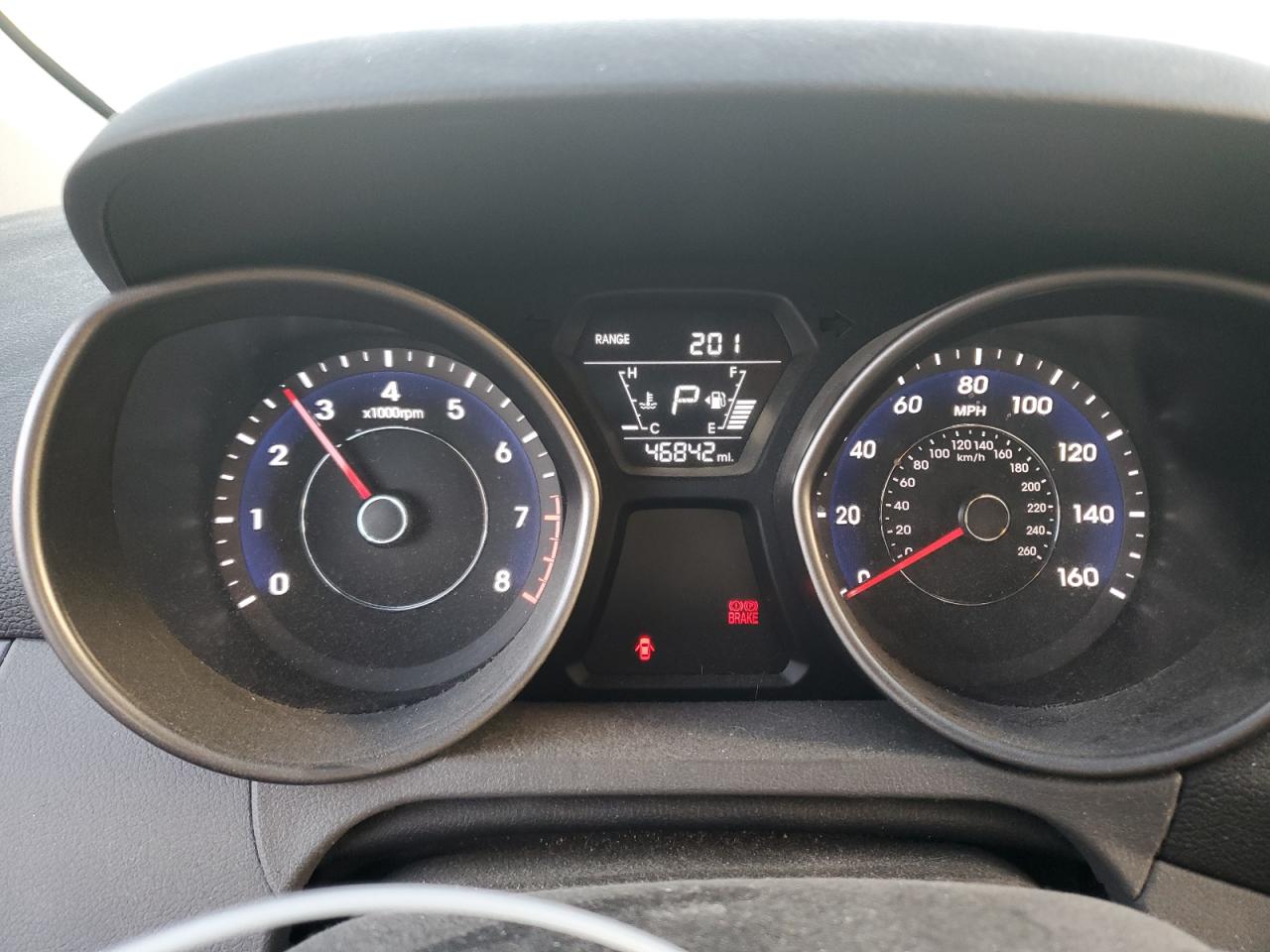 2016 Hyundai Elantra - Image 9