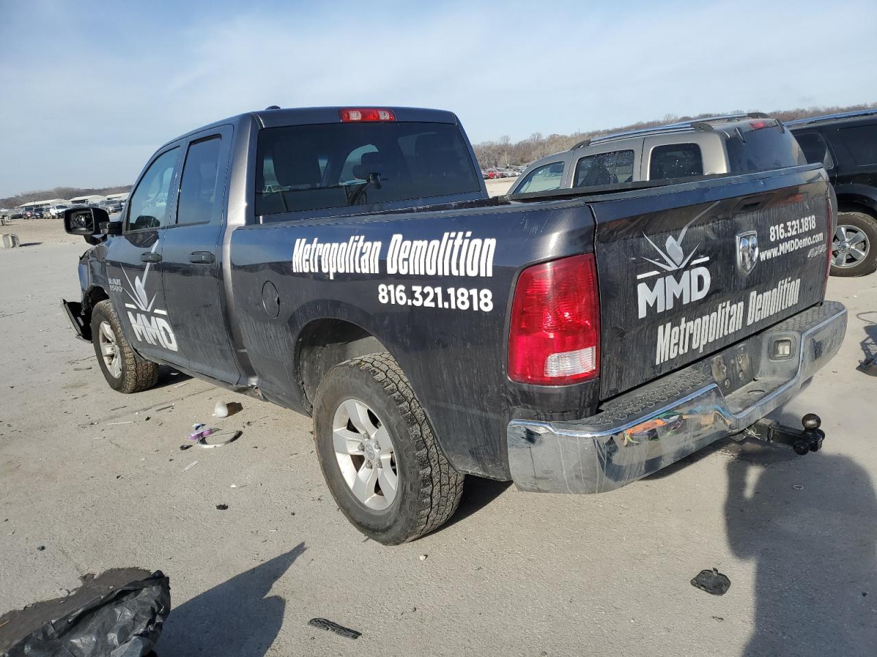 2016 RAM 1500 - Image 2