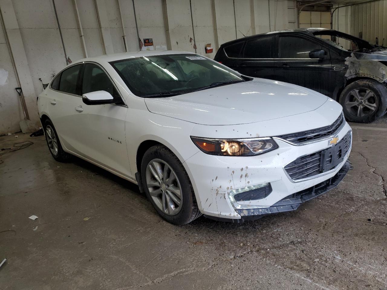 VIN 1G1ZE5ST0GF230487 2016 CHEVROLET MALIBU no.4