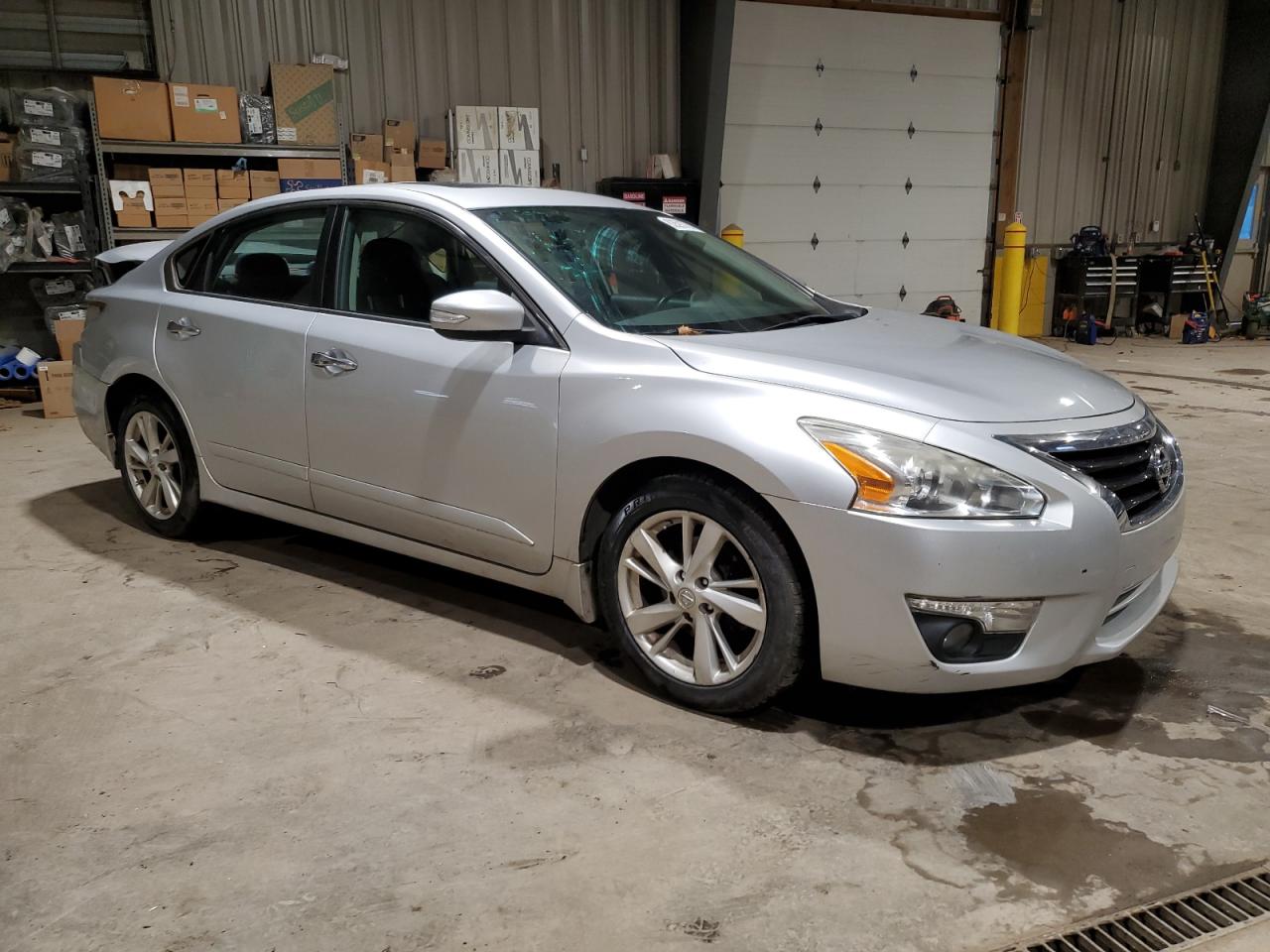 2015 Nissan Altima - Image 4
