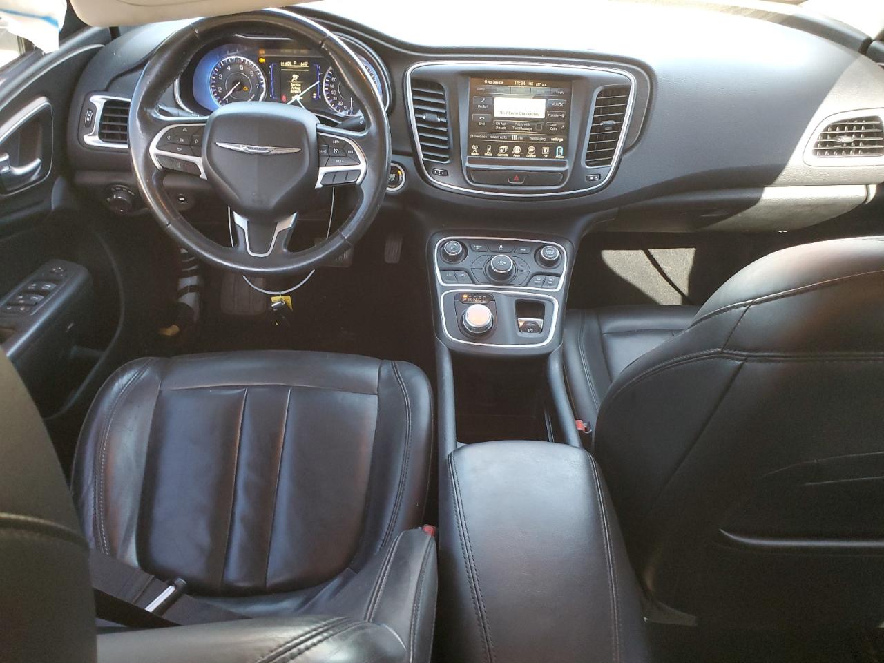 2016 Chrysler 200 - Image 8