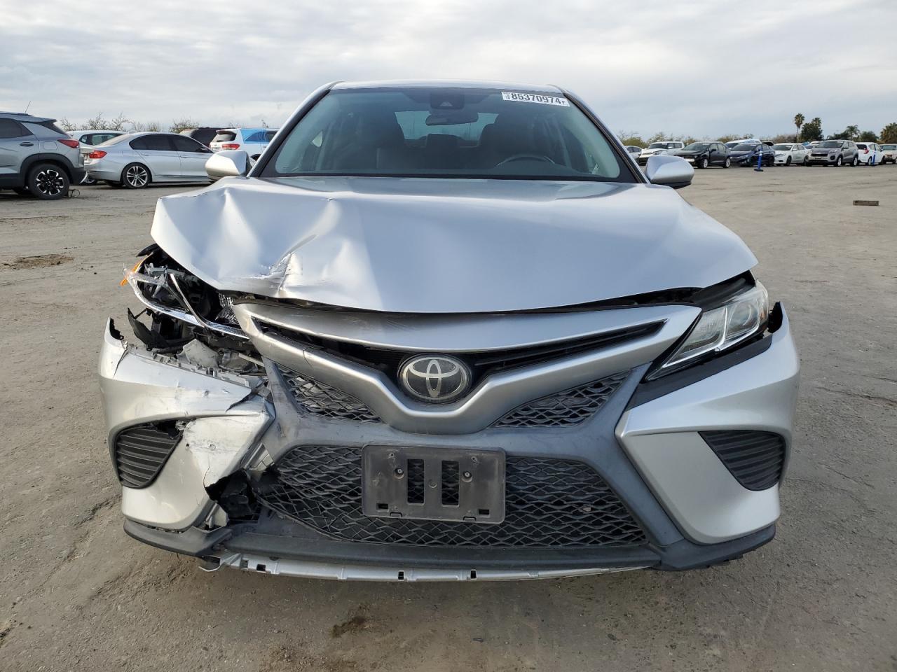 VIN 4T1B11HK3JU112590 2018 TOYOTA CAMRY no.5