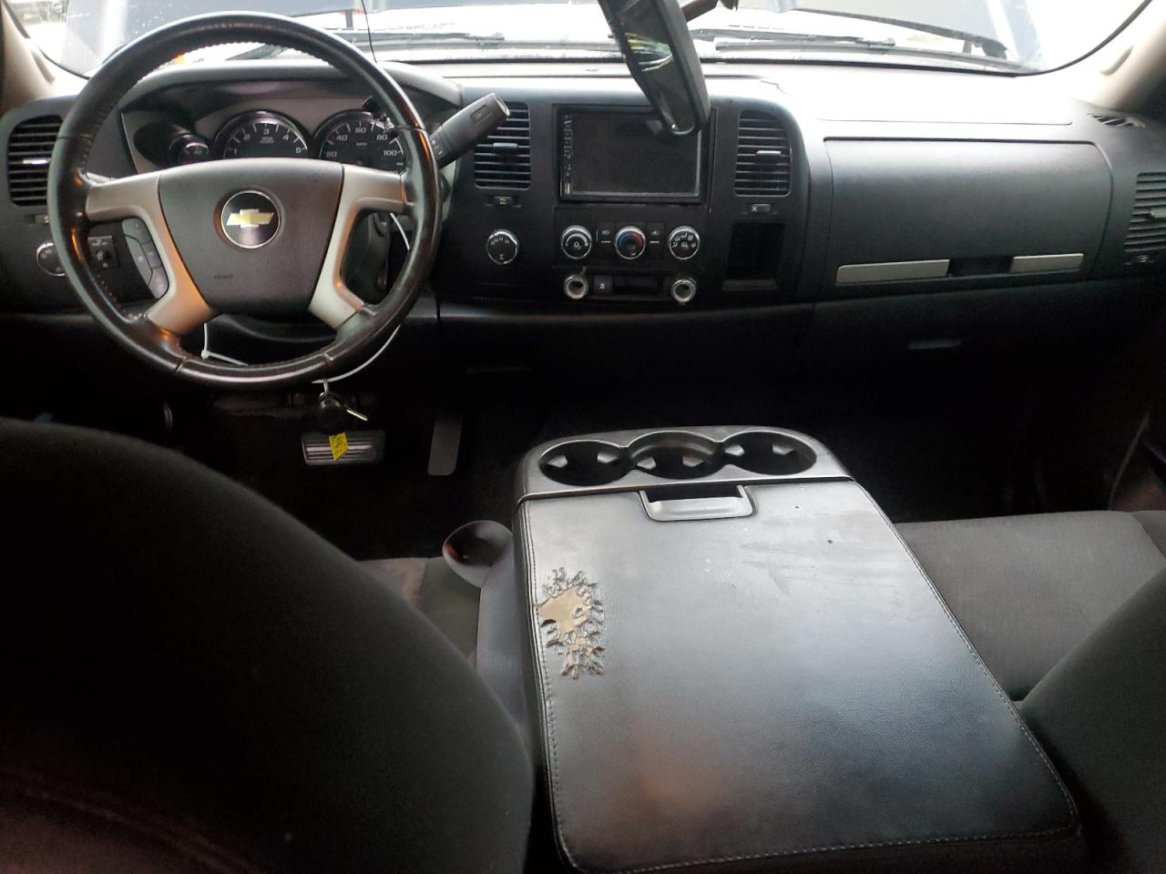 2010 Chevrolet Silverado - Image 8